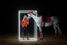 Eskadron / Dynamic Black-Deep Green-Poppy Red-White